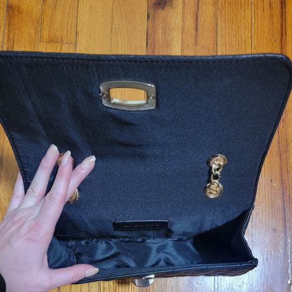 Express Flap Faux Leather Black Shoulder Bag w goldtone hardware. - Picture 6 of 12